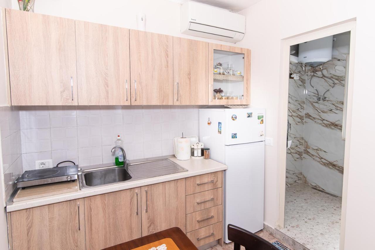 Erla'S Apartment Tirana Exterior photo